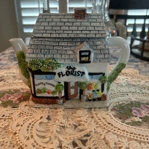 Flower Shop Teapot
